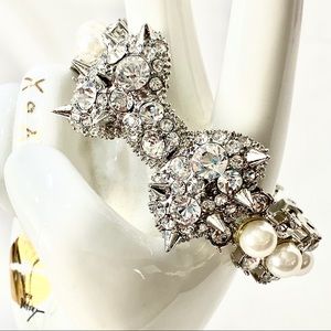 Betsey Johnson ‘Pretty Punk Pearl’ Spike Bow Bracelet